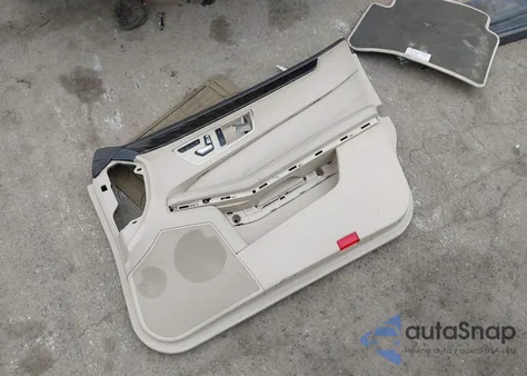 2015 Mercedes-Benz E 350 из США, поврежденный, VIN WDDHF5KB5FB134115